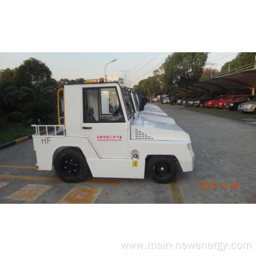 Airport luggage baggage tractor